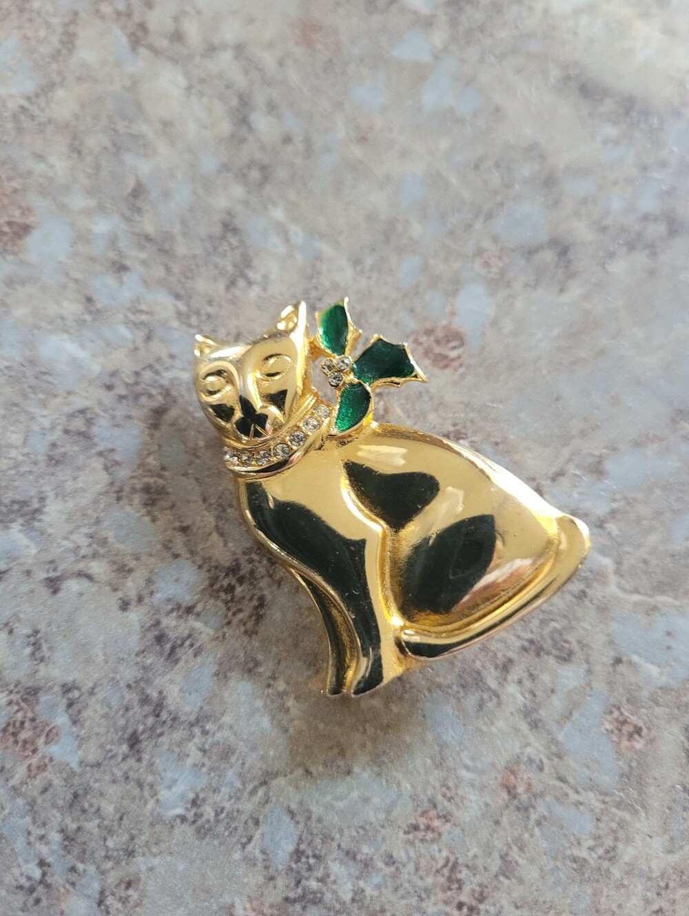 Gold Tone Cat Brooch with Green Holly and Rhinestone Accents